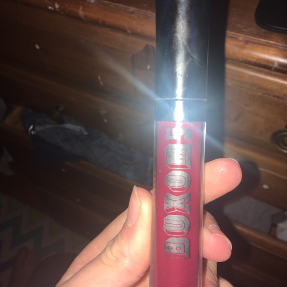 Boxom Full-On Lip Polish (never used) - Picture 3 of 3